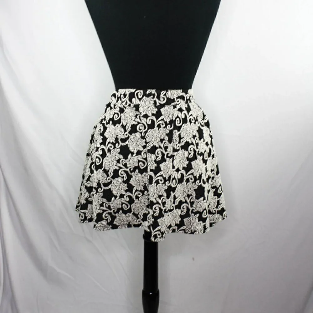 Joe B Joe Benbasset Mini Skirt Floral Blac…